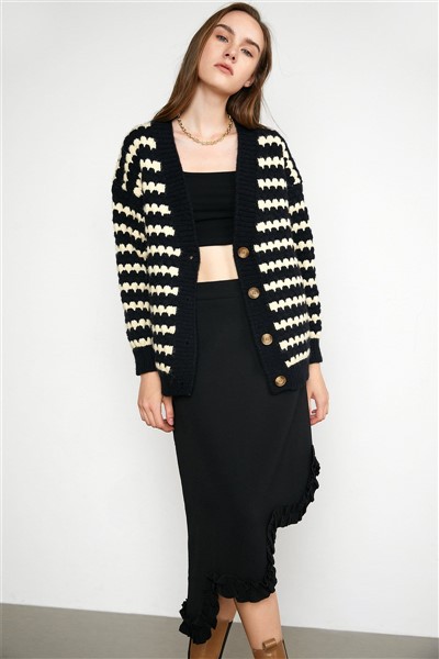 Sweater Cardigan Berjalur Musim Bunga Wanita